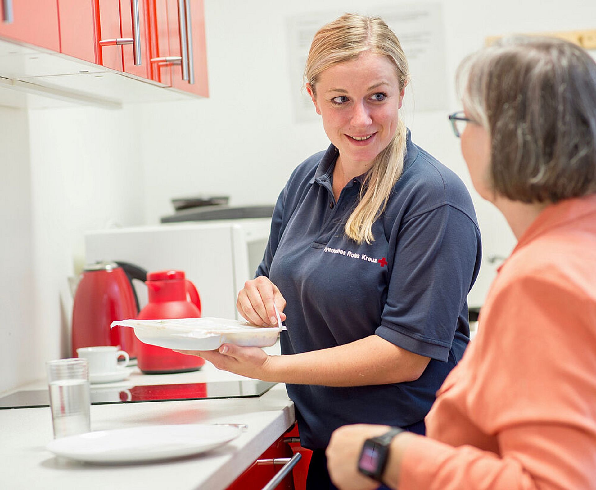 krankenhaus ludwigslust - küche - essen auf rädern